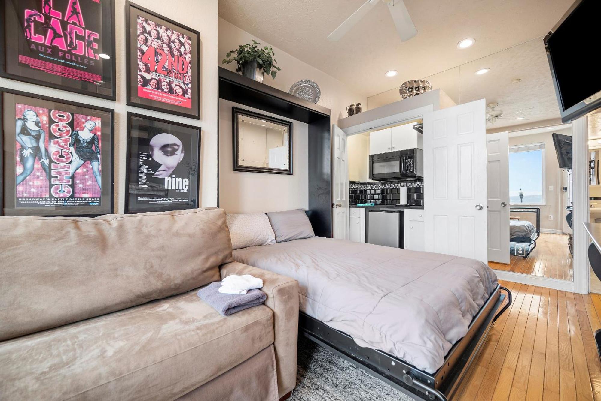 Charming Studio-Panoramic View-Your Pittsburgh Sanctuary Apartment Exterior photo